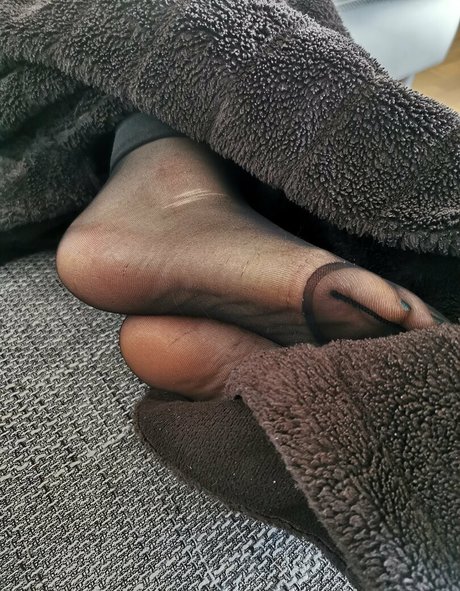 Nylonfeetladyswitzerland nude leaked OnlyFans photo #5