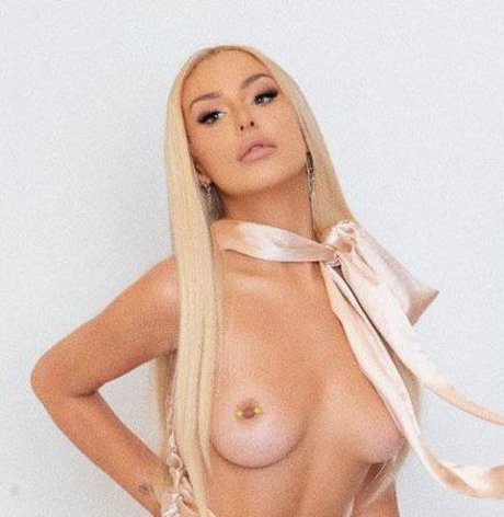 Tana Mongeau nude leaked OnlyFans photo #21