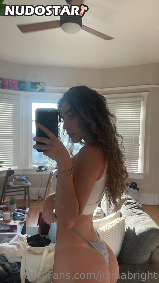 Juliaabright Leaked Photo 8